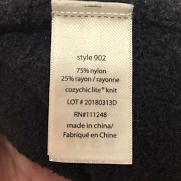 Barefoot Dreams CozyChic Lite Cliffside Wrap Open Front One Size black and gray - Picture 5 of 7